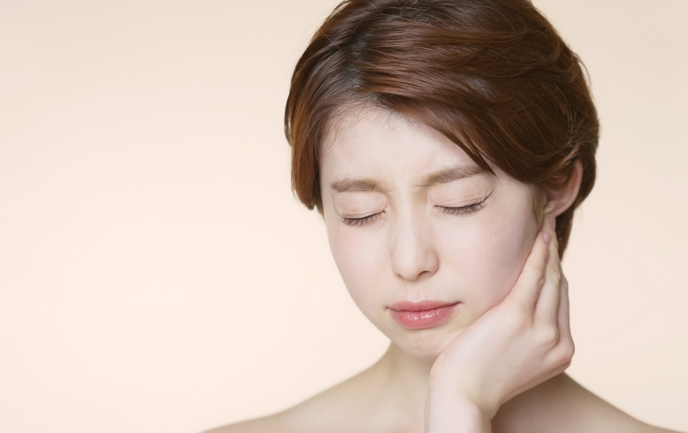 被せ物の調整と再設計